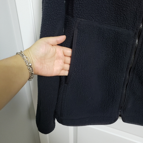 HERSCHEL Black Fleece Jacket - Picture 4 of 9